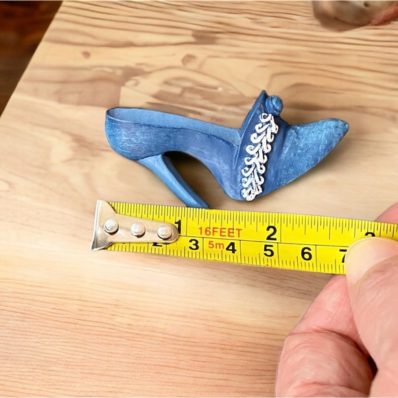 2/$25 Old Fashion Victorian Blue High Heel Pump Brooch Pin Vintage Look - Picture 5 of 5